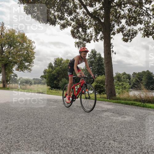 30.08.2026 - Elbe Triathlon Hamburg Michael Burmester http://msf.ph/oto/10056045 30.08.2026 12:47:58 Radfahren 1789 meine-sportfotos.de