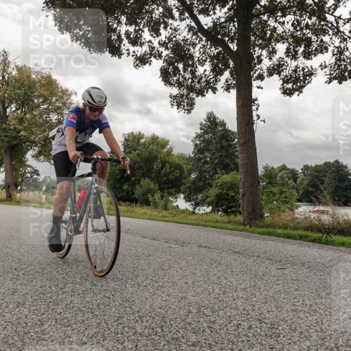 30.08.2026 - Elbe Triathlon Hamburg Michael Burmester http://msf.ph/oto/10056065 30.08.2026 12:52:05 Radfahren 1793 meine-sportfotos.de