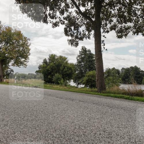 30.08.2026 - Elbe Triathlon Hamburg Michael Burmester http://msf.ph/oto/10056127 30.08.2026 13:00:45 Radfahren  meine-sportfotos.de