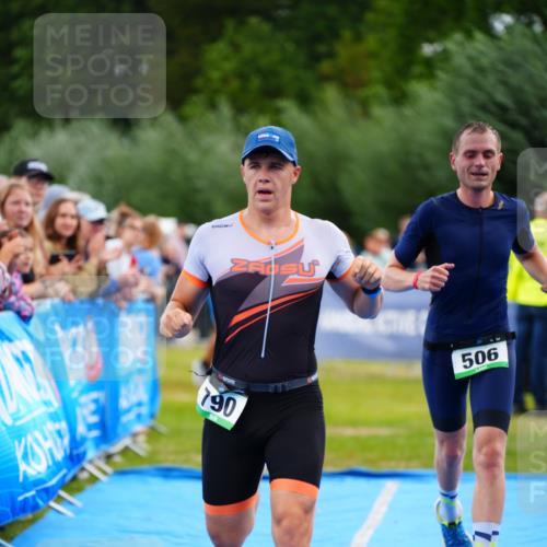 30.08.2026 - Elbe Triathlon Hamburg LAZAROV Photography http://msf.ph/oto/10056136 30.08.2026 11:08:22 Ziel 506, 790 meine-sportfotos.de
