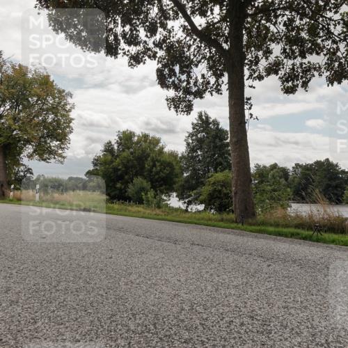 30.08.2026 - Elbe Triathlon Hamburg Michael Burmester http://msf.ph/oto/10056140 30.08.2026 13:00:49 Radfahren  meine-sportfotos.de