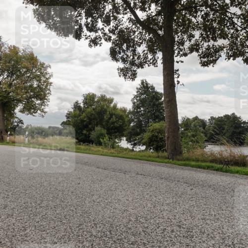 30.08.2026 - Elbe Triathlon Hamburg Michael Burmester http://msf.ph/oto/10056151 30.08.2026 13:00:54 Radfahren  meine-sportfotos.de