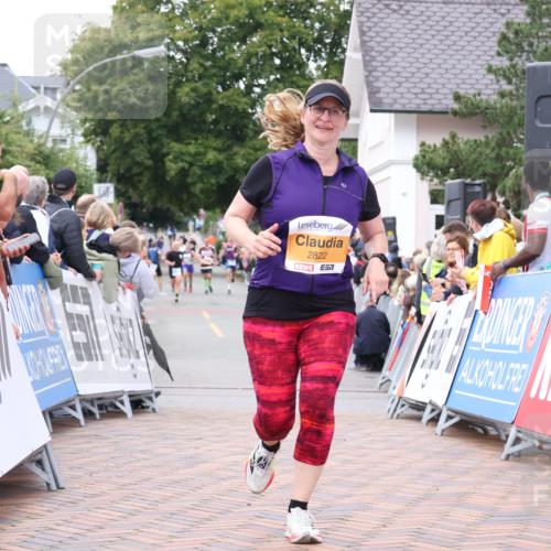 30.08.2026 - Blankeneser Heldenlauf Lena Gebhardt http://msf.ph/oto/10056152 30.08.2026 12:10:40 Ziel 2081, 2082, 2128, 2822, 4350 meine-sportfotos.de