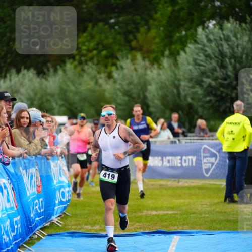 30.08.2026 - Elbe Triathlon Hamburg LAZAROV Photography http://msf.ph/oto/10056162 30.08.2026 11:08:38 Ziel 419, 590, 655, 1260 meine-sportfotos.de