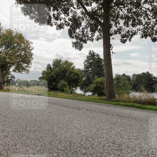 30.08.2026 - Elbe Triathlon Hamburg Michael Burmester http://msf.ph/oto/10056178 30.08.2026 13:01:03 Radfahren  meine-sportfotos.de