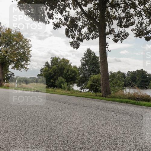 30.08.2026 - Elbe Triathlon Hamburg Michael Burmester http://msf.ph/oto/10056200 30.08.2026 13:01:12 Radfahren  meine-sportfotos.de