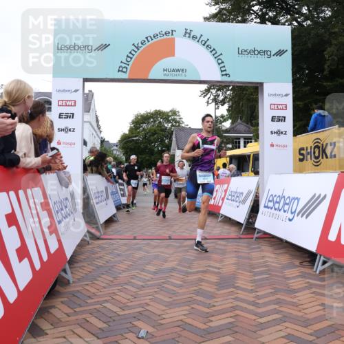 30.08.2026 - Blankeneser Heldenlauf Lena Gebhardt http://msf.ph/oto/10056201 30.08.2026 12:10:52 Ziel 2051, 4127, 4137, 4342, 4367 meine-sportfotos.de