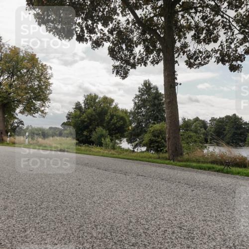 30.08.2026 - Elbe Triathlon Hamburg Michael Burmester http://msf.ph/oto/10056203 30.08.2026 13:01:13 Radfahren  meine-sportfotos.de