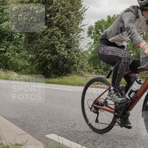 30.08.2026 - Elbe Triathlon Hamburg Michael Burmester http://msf.ph/oto/10056262 30.08.2026 13:36:59 Radfahren  meine-sportfotos.de