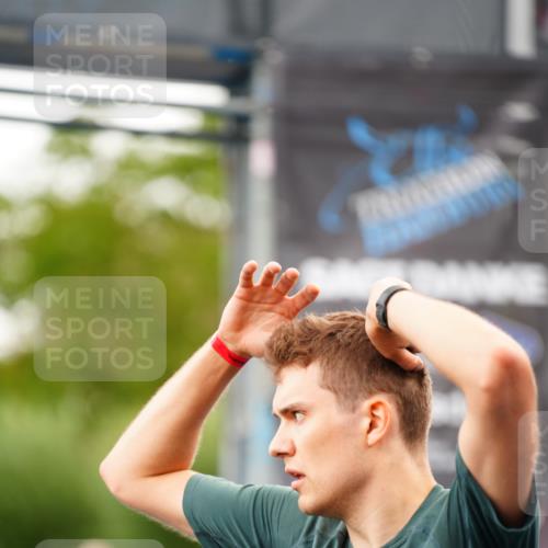 30.08.2026 - Elbe Triathlon Hamburg LAZAROV Photography http://msf.ph/oto/10056301 30.08.2026 11:09:02 Ziel 633, 1042, 1098 meine-sportfotos.de