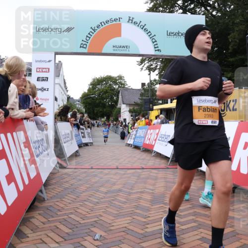 30.08.2026 - Blankeneser Heldenlauf Lena Gebhardt http://msf.ph/oto/10056327 30.08.2026 12:11:07 Ziel 2045, 2393, 4202, 4309 meine-sportfotos.de
