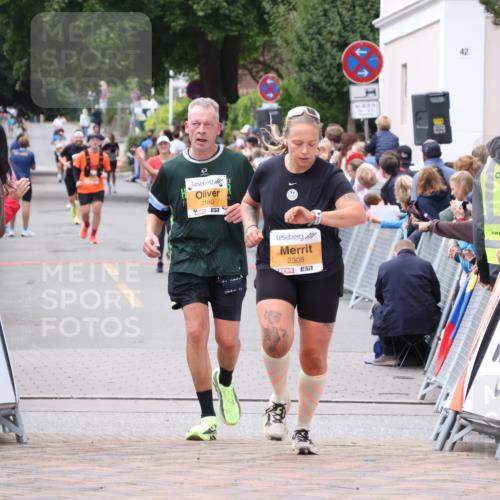 30.08.2026 - Blankeneser Heldenlauf Lena Gebhardt http://msf.ph/oto/10056435 30.08.2026 12:11:51 Ziel 2308, 2436, 2803 meine-sportfotos.de