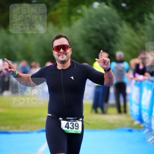30.08.2026 - Elbe Triathlon Hamburg LAZAROV Photography http://msf.ph/oto/10056449 30.08.2026 11:10:14 Ziel 439, 581 meine-sportfotos.de