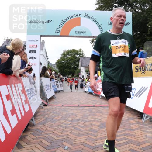 30.08.2026 - Blankeneser Heldenlauf Lena Gebhardt http://msf.ph/oto/10056471 30.08.2026 12:11:59 Ziel 2180, 2308, 2621 meine-sportfotos.de