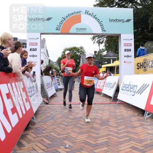 30.08.2026 - Blankeneser Heldenlauf Lena Gebhardt http://msf.ph/oto/10056493 30.08.2026 12:12:05 Ziel 2562, 2621, 2923 meine-sportfotos.de