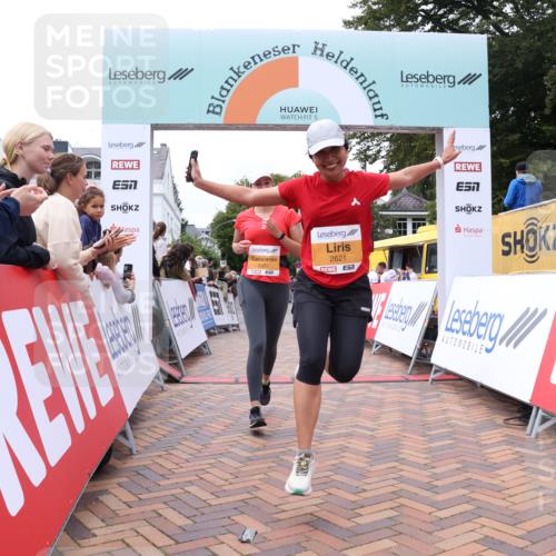 30.08.2026 - Blankeneser Heldenlauf Lena Gebhardt http://msf.ph/oto/10056496 30.08.2026 12:12:06 Ziel 2562, 2621, 2923 meine-sportfotos.de