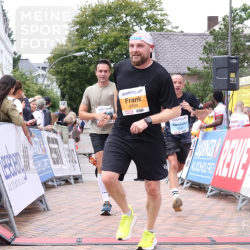 30.08.2026 - Blankeneser Heldenlauf Lena Gebhardt http://msf.ph/oto/10056531 30.08.2026 12:12:13 Ziel 2344, 2562, 2899, 2923, 4345, 4398 meine-sportfotos.de
