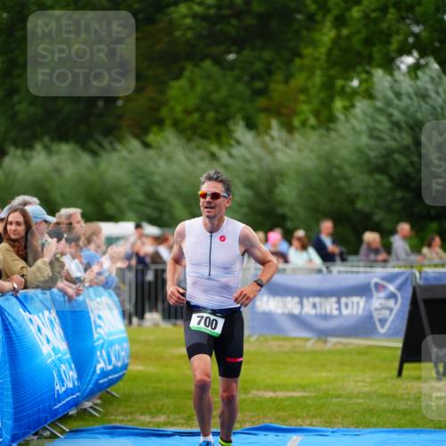 30.08.2026 - Elbe Triathlon Hamburg LAZAROV Photography http://msf.ph/oto/10056569 30.08.2026 11:11:42 Ziel 638, 700 meine-sportfotos.de