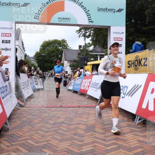 30.08.2026 - Blankeneser Heldenlauf Lena Gebhardt http://msf.ph/oto/10056595 30.08.2026 12:12:34 Ziel 2416, 2664 meine-sportfotos.de