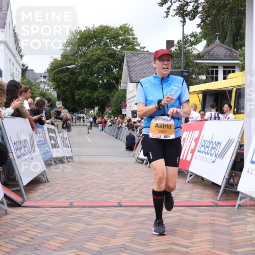 30.08.2026 - Blankeneser Heldenlauf Lena Gebhardt http://msf.ph/oto/10056603 30.08.2026 12:12:35 Ziel 2416, 2664 meine-sportfotos.de