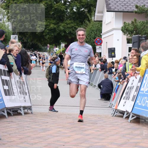 30.08.2026 - Blankeneser Heldenlauf Lena Gebhardt http://msf.ph/oto/10056613 30.08.2026 12:12:44 Ziel 4335 meine-sportfotos.de