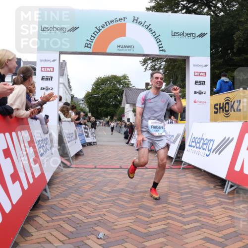 30.08.2026 - Blankeneser Heldenlauf Lena Gebhardt http://msf.ph/oto/10056628 30.08.2026 12:12:46 Ziel 4335 meine-sportfotos.de