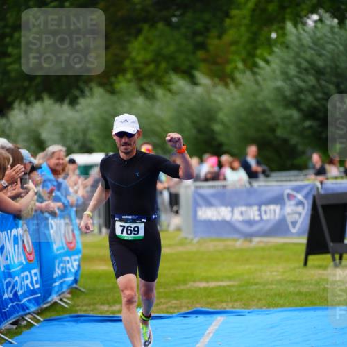 30.08.2026 - Elbe Triathlon Hamburg LAZAROV Photography http://msf.ph/oto/10056643 30.08.2026 11:12:15 Ziel 769, 1039 meine-sportfotos.de