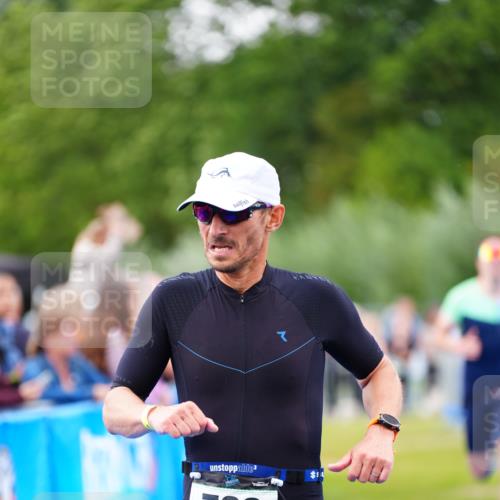 30.08.2026 - Elbe Triathlon Hamburg LAZAROV Photography http://msf.ph/oto/10056660 30.08.2026 11:12:17 Ziel 769, 1039 meine-sportfotos.de