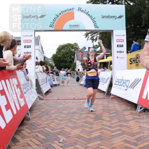 30.08.2026 - Blankeneser Heldenlauf Lena Gebhardt http://msf.ph/oto/10056669 30.08.2026 12:13:07 Ziel 2115, 2120, 2218, 2656 meine-sportfotos.de