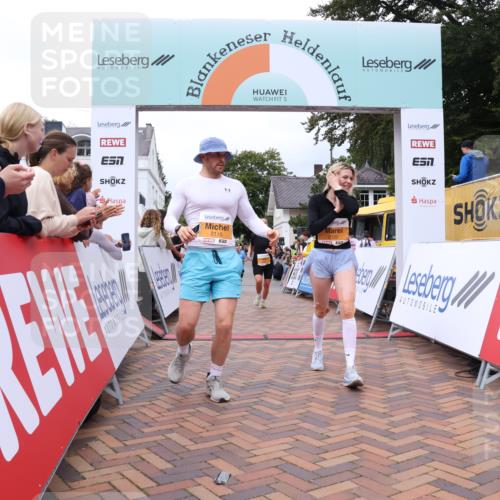30.08.2026 - Blankeneser Heldenlauf Lena Gebhardt http://msf.ph/oto/10056685 30.08.2026 12:13:12 Ziel 2115, 2120, 2218, 2656, 2927 meine-sportfotos.de