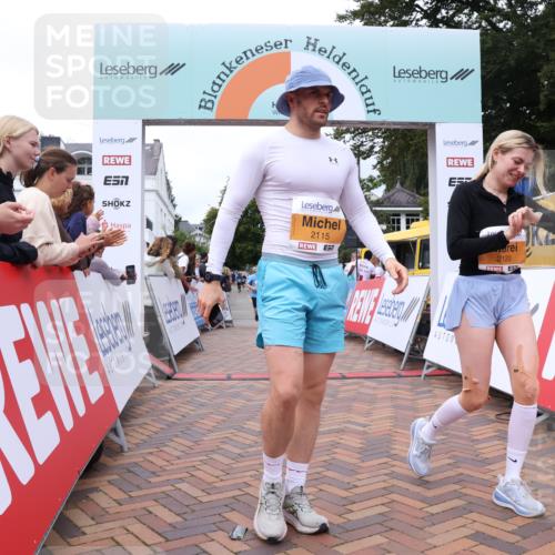 30.08.2026 - Blankeneser Heldenlauf Lena Gebhardt http://msf.ph/oto/10056691 30.08.2026 12:13:13 Ziel 2115, 2120, 2218, 2656, 2760, 2927 meine-sportfotos.de
