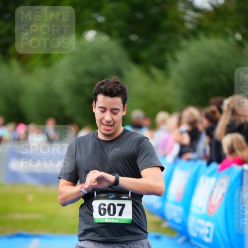 30.08.2026 - Elbe Triathlon Hamburg LAZAROV Photography http://msf.ph/oto/10056692 30.08.2026 11:12:33 Ziel 410, 607, 612, 632, 722, 917 meine-sportfotos.de