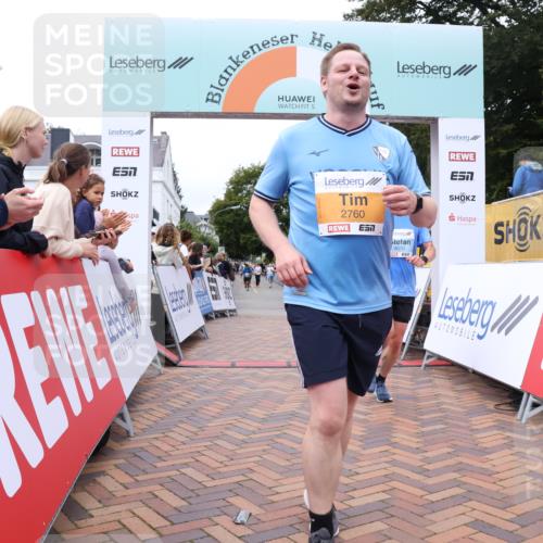 30.08.2026 - Blankeneser Heldenlauf Lena Gebhardt http://msf.ph/oto/10056724 30.08.2026 12:13:19 Ziel 2115, 2120, 2760, 2927, 4070 meine-sportfotos.de