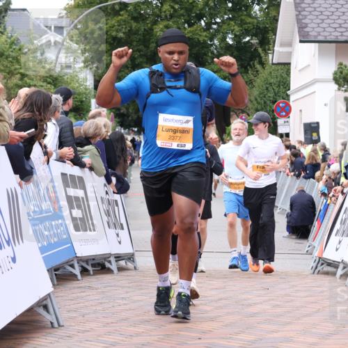 30.08.2026 - Blankeneser Heldenlauf Lena Gebhardt http://msf.ph/oto/10056731 30.08.2026 12:13:30 Ziel 2377, 2513, 2535, 2536, 2789, 2907 meine-sportfotos.de