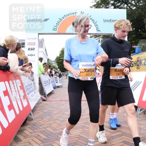 30.08.2026 - Blankeneser Heldenlauf Lena Gebhardt http://msf.ph/oto/10056754 30.08.2026 12:13:36 Ziel 2377, 2513, 2535, 2536, 2789, 2907 meine-sportfotos.de