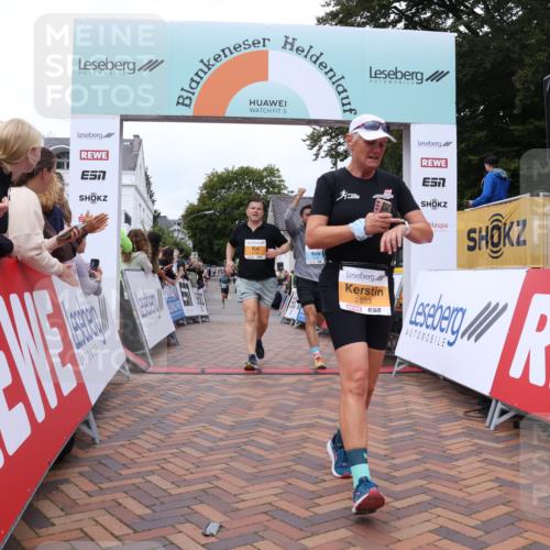 30.08.2026 - Blankeneser Heldenlauf Lena Gebhardt http://msf.ph/oto/10056801 30.08.2026 12:13:53 Ziel 2734, 2883, 4411 meine-sportfotos.de