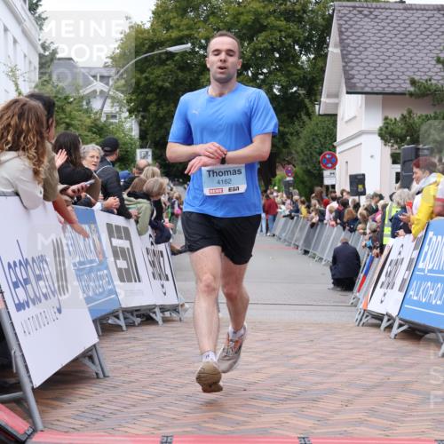 30.08.2026 - Blankeneser Heldenlauf Lena Gebhardt http://msf.ph/oto/10056860 30.08.2026 12:14:09 Ziel 2636, 4017, 4162, 4214 meine-sportfotos.de