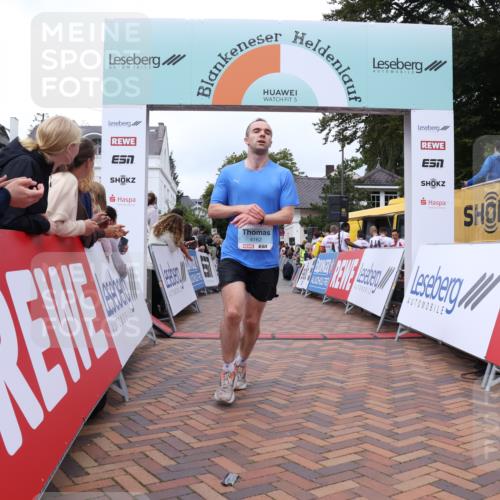30.08.2026 - Blankeneser Heldenlauf Lena Gebhardt http://msf.ph/oto/10056864 30.08.2026 12:14:10 Ziel 2636, 4017, 4162, 4214 meine-sportfotos.de