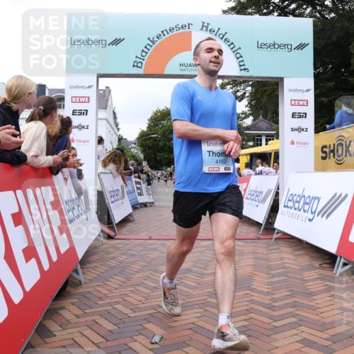 30.08.2026 - Blankeneser Heldenlauf Lena Gebhardt http://msf.ph/oto/10056867 30.08.2026 12:14:11 Ziel 2636, 4017, 4162, 4214 meine-sportfotos.de
