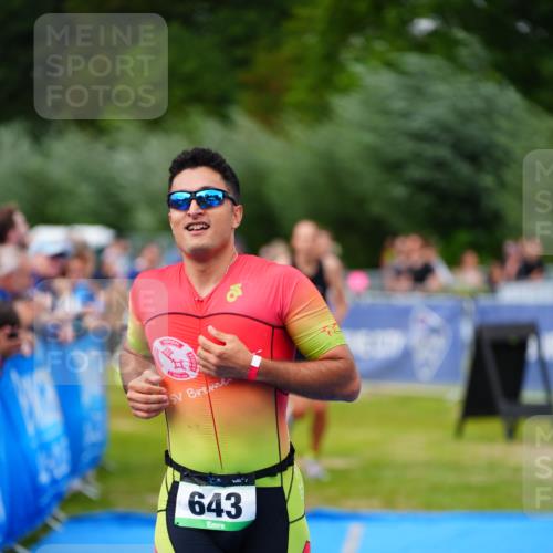 30.08.2026 - Elbe Triathlon Hamburg LAZAROV Photography http://msf.ph/oto/10056868 30.08.2026 11:13:49 Ziel 643, 724, 869, 1088 meine-sportfotos.de