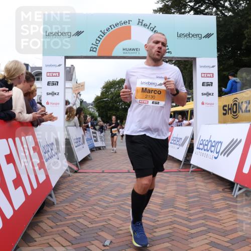 30.08.2026 - Blankeneser Heldenlauf Lena Gebhardt http://msf.ph/oto/10056933 30.08.2026 12:14:32 Ziel 2130, 2282, 2283, 4044 meine-sportfotos.de