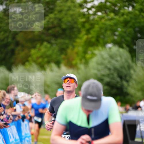 30.08.2026 - Elbe Triathlon Hamburg LAZAROV Photography http://msf.ph/oto/10056935 30.08.2026 11:14:37 Ziel 413, 497, 606, 640, 990, 1054, 1114 meine-sportfotos.de