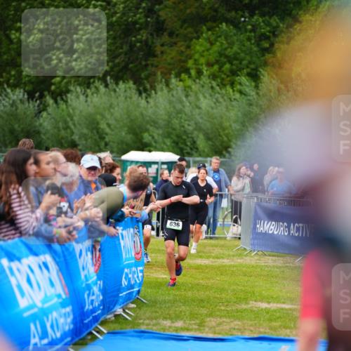 30.08.2026 - Elbe Triathlon Hamburg LAZAROV Photography http://msf.ph/oto/10057007 30.08.2026 11:15:12 Ziel 346, 436, 636, 741, 1099 meine-sportfotos.de