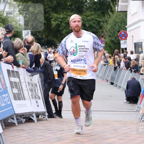 30.08.2026 - Blankeneser Heldenlauf Lena Gebhardt http://msf.ph/oto/10057010 30.08.2026 12:14:59 Ziel 2252, 2477, 2908 meine-sportfotos.de