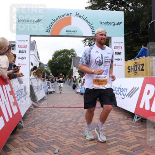 30.08.2026 - Blankeneser Heldenlauf Lena Gebhardt http://msf.ph/oto/10057017 30.08.2026 12:15:04 Ziel 2252, 2676 meine-sportfotos.de