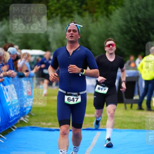 30.08.2026 - Elbe Triathlon Hamburg LAZAROV Photography http://msf.ph/oto/10057027 30.08.2026 11:15:33 Ziel 617, 647, 1027, 1080 meine-sportfotos.de
