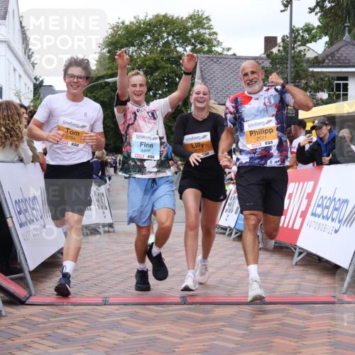 30.08.2026 - Blankeneser Heldenlauf Lena Gebhardt http://msf.ph/oto/10057051 30.08.2026 12:15:15 Ziel 2070, 2071, 2676, 2784, 4031, 4416 meine-sportfotos.de