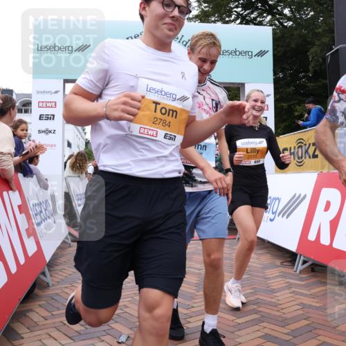30.08.2026 - Blankeneser Heldenlauf Lena Gebhardt http://msf.ph/oto/10057074 30.08.2026 12:15:17 Ziel 2070, 2071, 2784, 4031, 4416 meine-sportfotos.de
