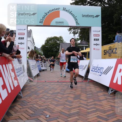 30.08.2026 - Blankeneser Heldenlauf Lena Gebhardt http://msf.ph/oto/10057120 30.08.2026 12:15:29 Ziel 2629, 2634, 2809, 2954, 4264, 4352, 4363 meine-sportfotos.de