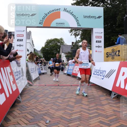 30.08.2026 - Blankeneser Heldenlauf Lena Gebhardt http://msf.ph/oto/10057130 30.08.2026 12:15:30 Ziel 2629, 2634, 2809, 2906, 2954, 4264, 4352, 4363 meine-sportfotos.de
